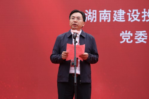 图3 罗振宇.jpg